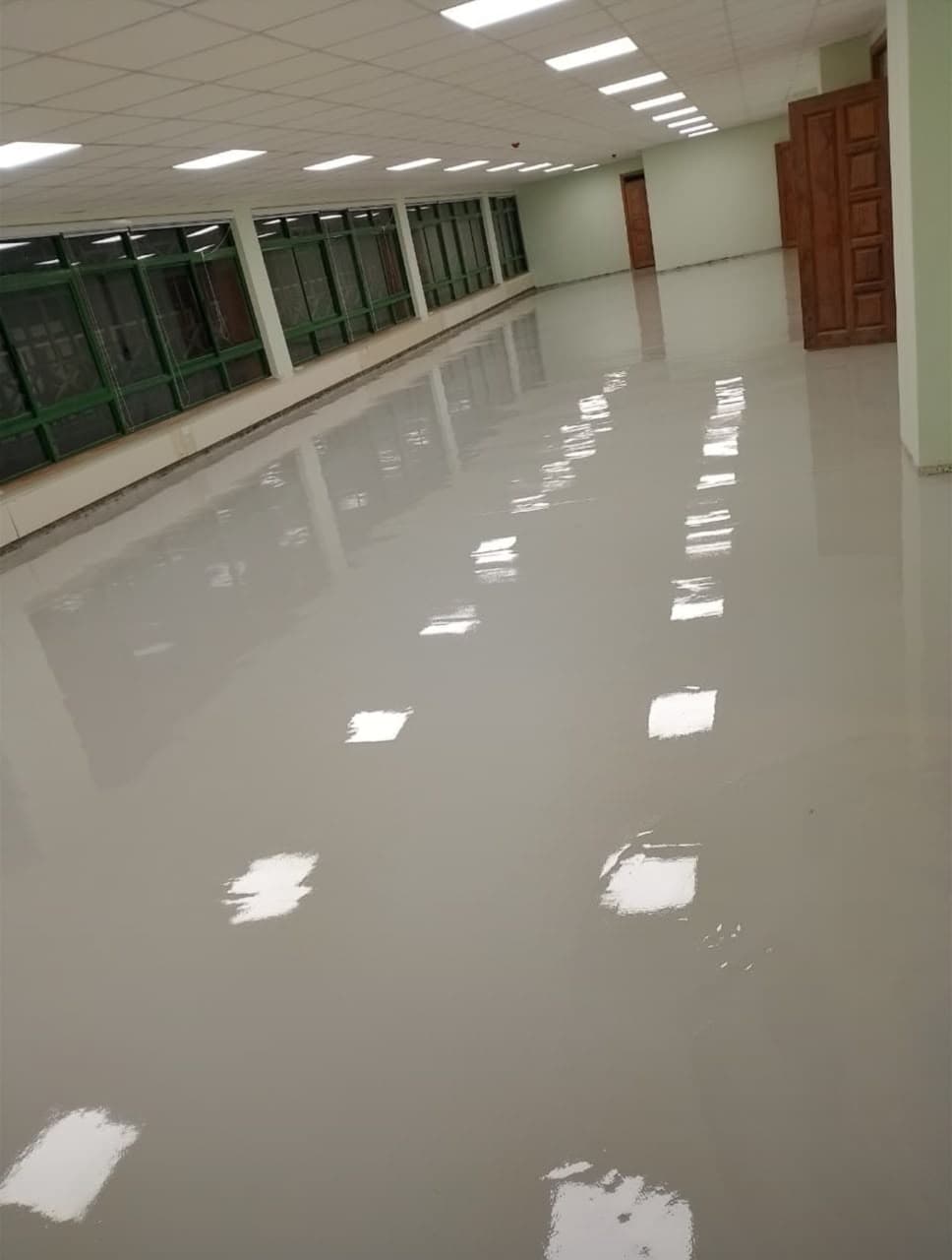 After: Professional epoxy flooring installation