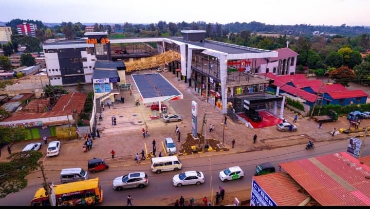 West Bay Mall, Gachie